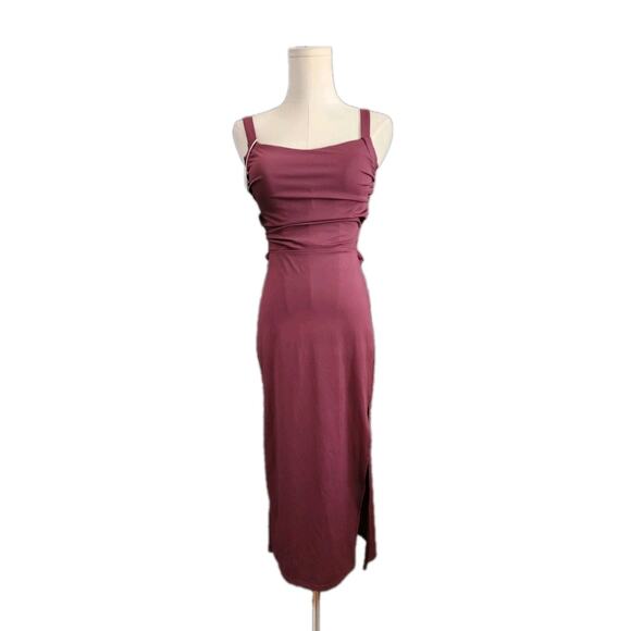 Halara NWT Ruched Lace Up Back Bodycon Midi Knit Dress Burgundy Medium - Picture 3 of 6
